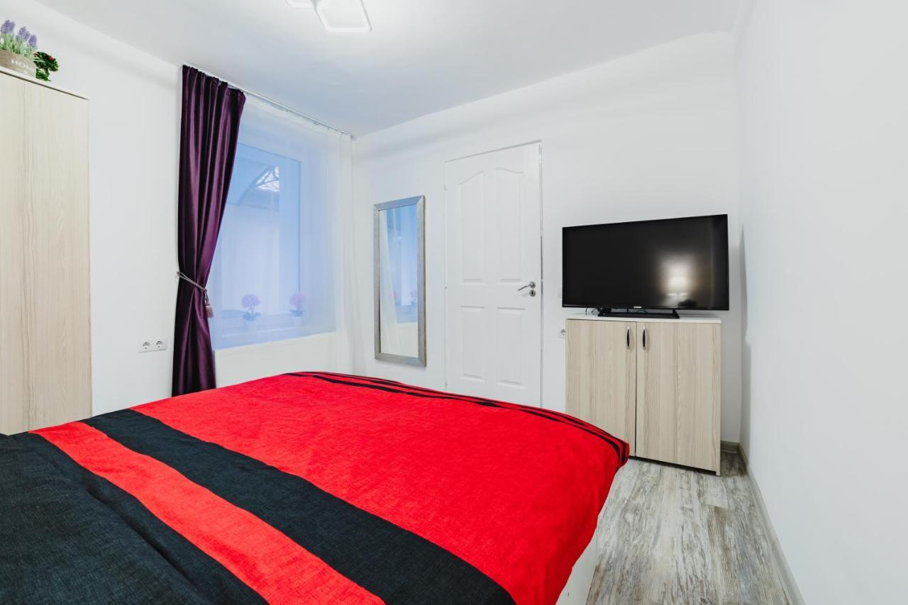 Studio Central Poarta Schei Brasov Bagian luar foto